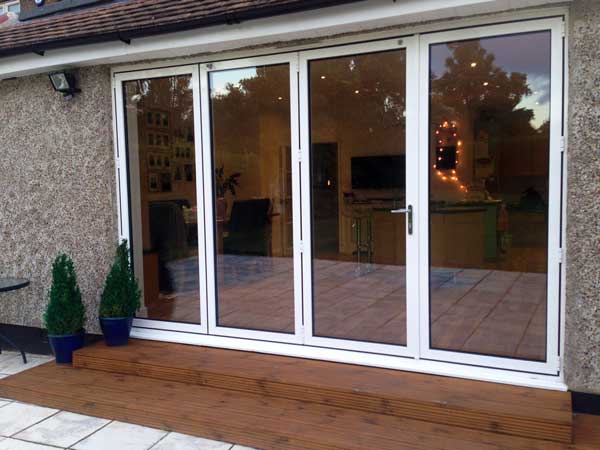 aluminium bi-folding doors colours park gate